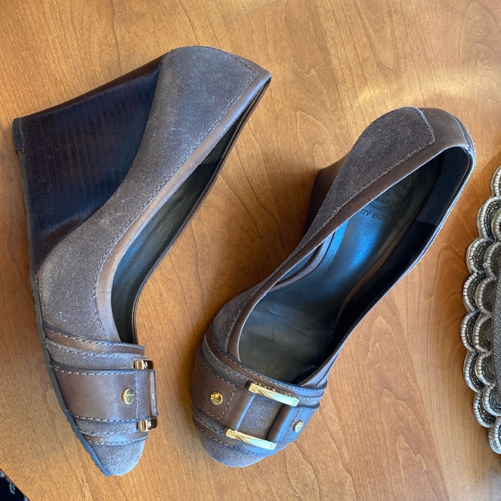 Tory Burch wedge heels 8.5